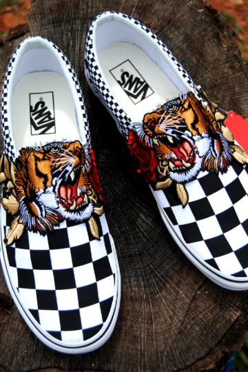 Tiger check outlet vans slip on